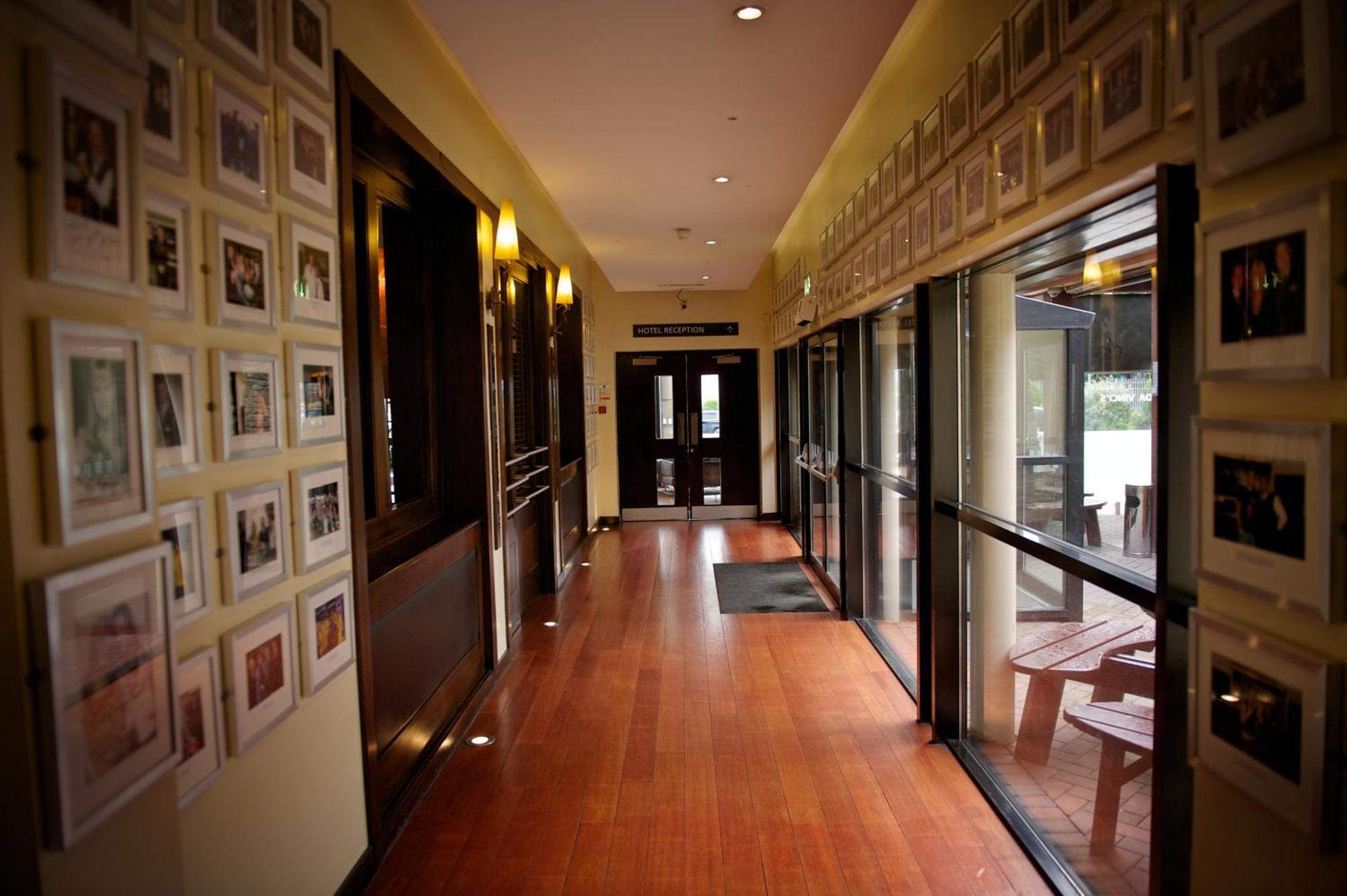Da Vinci'S Hotel Londonderry Exterior photo